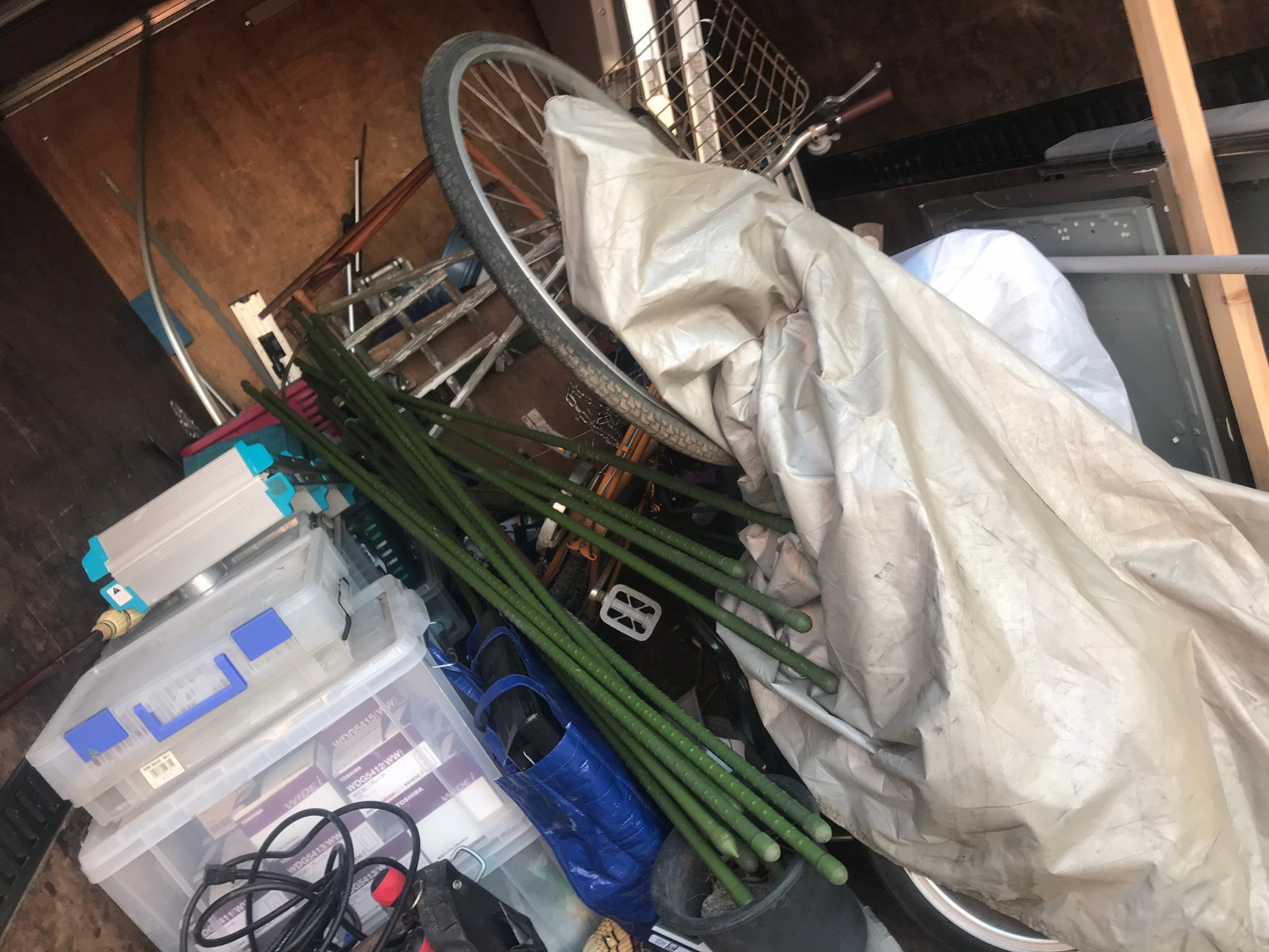 ゴミ　不用品　残置物　回収　撤去　処分　