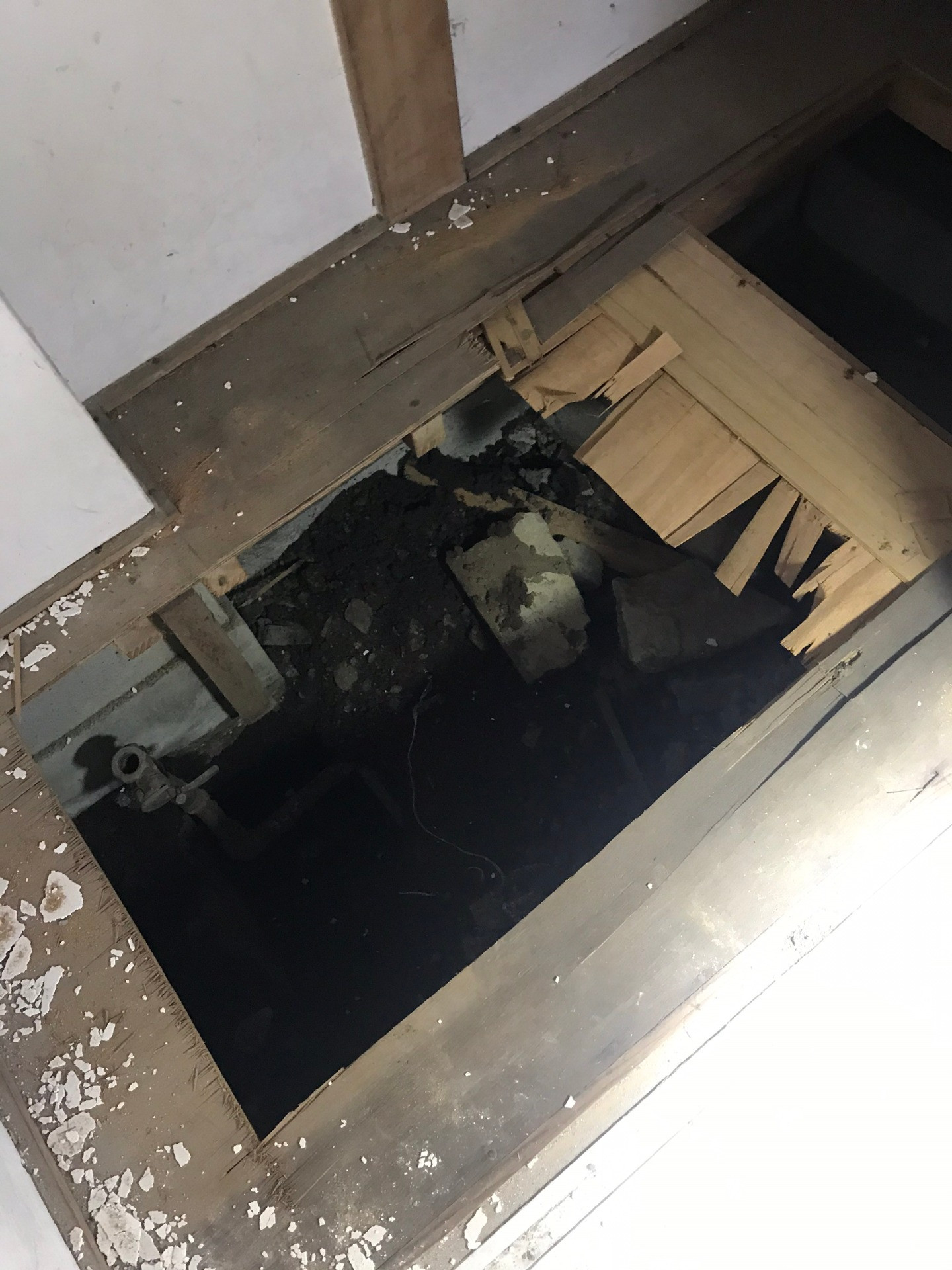 長屋　砂堀　半日