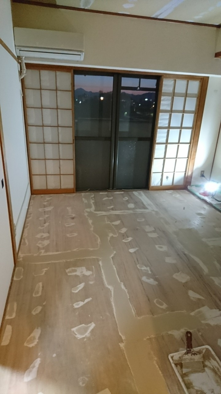 前橋　天井　床　張り替え工事