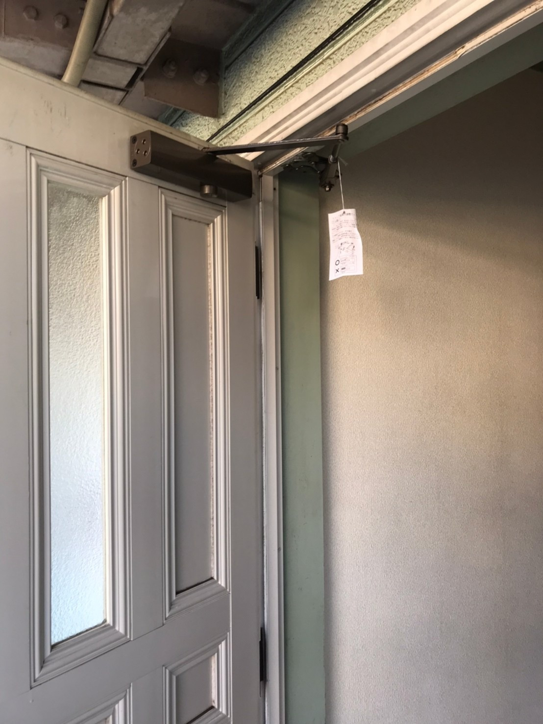 高崎　ドアクローザー取付　交換