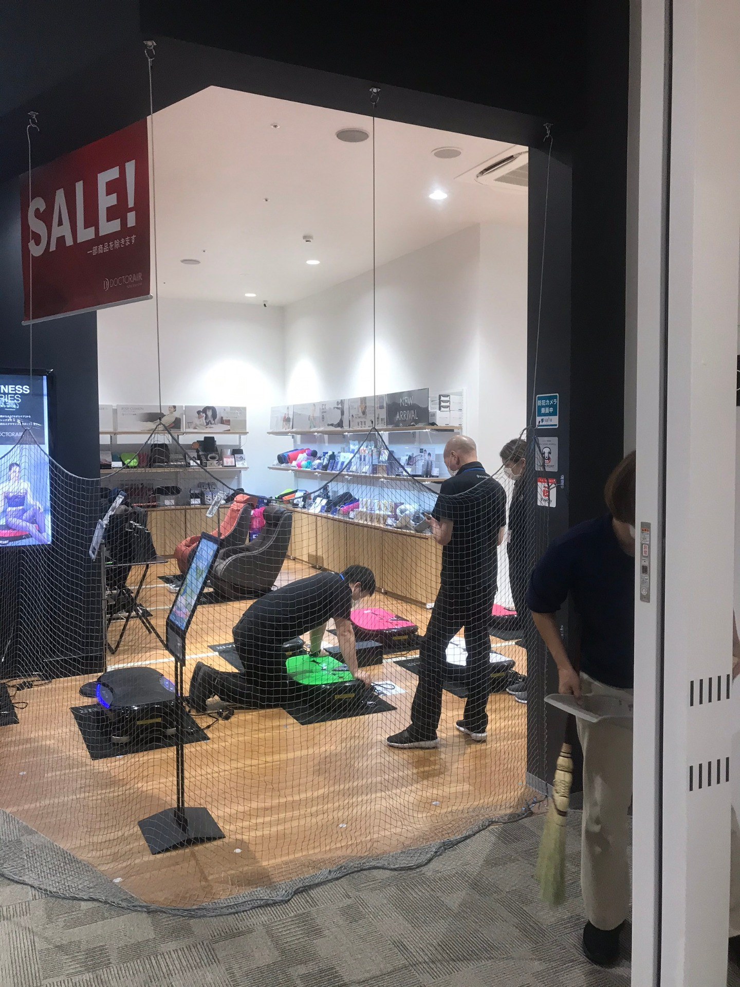 リフォーム　高崎　イオンモール　テナント修理工事